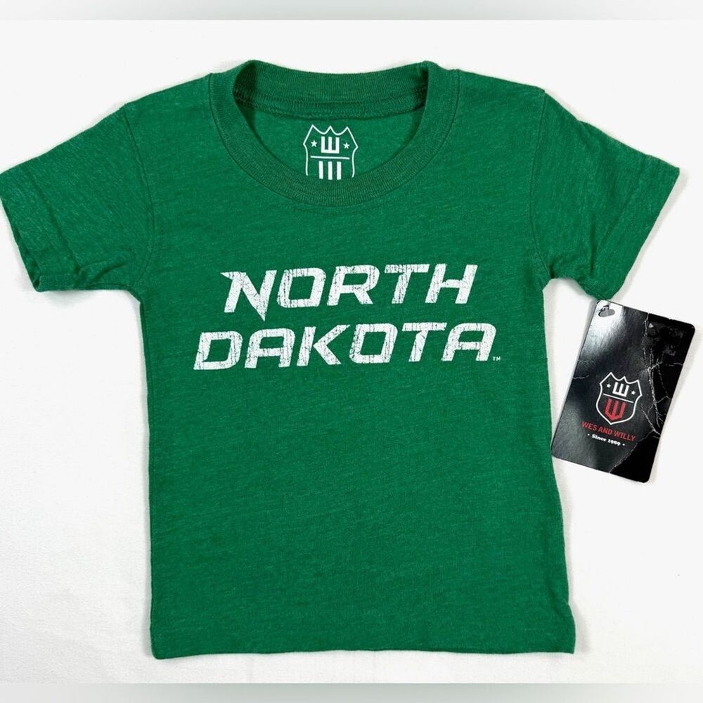 NWT WES AND WILLY Kids' North Dakota Fighting Hawks Football T-Shirt Size 6M